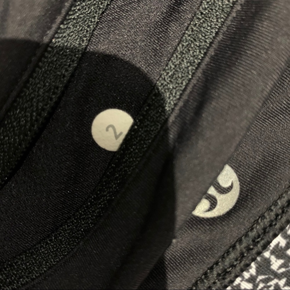LULULEMON | Pace Tights Size 2 Flashblack Static Raspberry - Picture 5 of 6